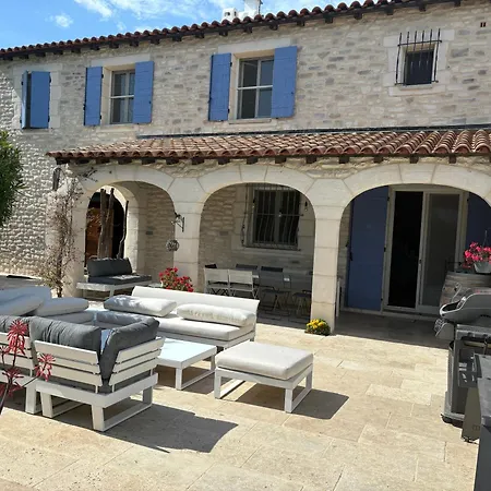 Mas Du Petit Tamaris Holiday home Arles